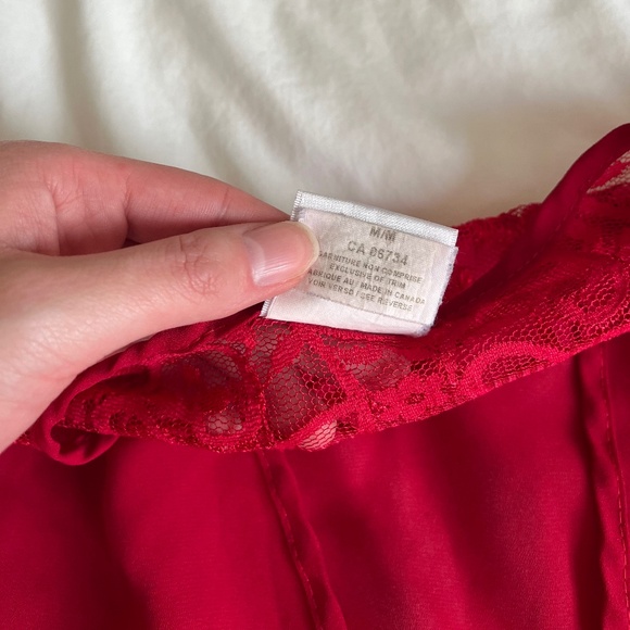VINTAGE Secret Treasures lace flowy midi red robe - Picture 7 of 16